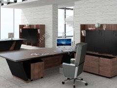 如何挑选实木办公家具？